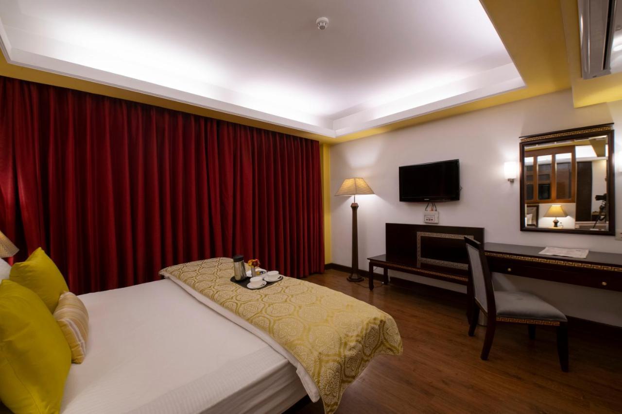 Mastiff Grand Manali Resort Exterior foto