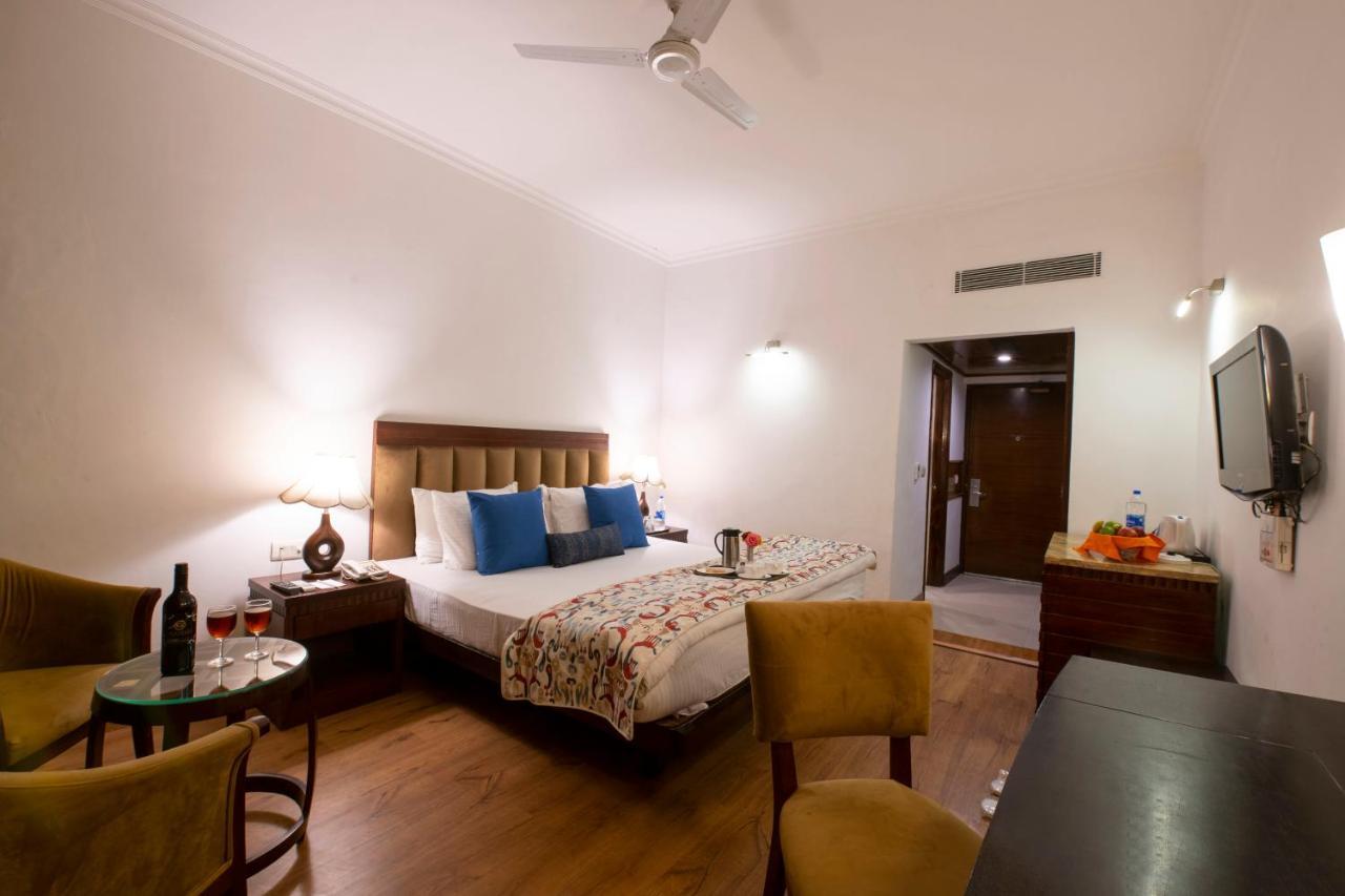 Mastiff Grand Manali Resort Exterior foto