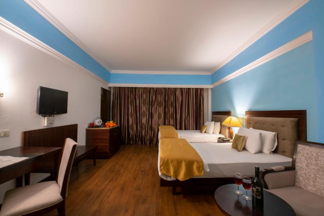 Mastiff Grand Manali Resort Exterior foto